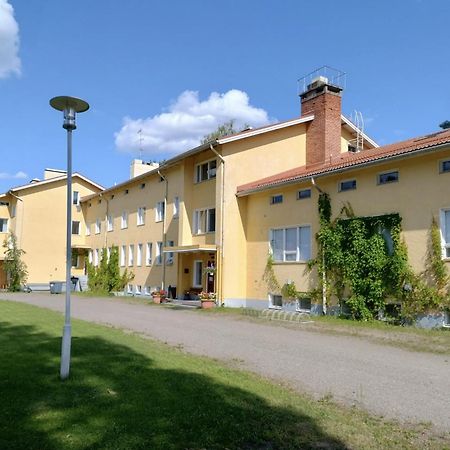 Hostel Vanha Koulu Monola Exterior photo